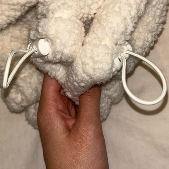 Aerie OFFLINE Fluffy Sherpa Cropped Full Zip Sweatshirt - Picture 8 of 8